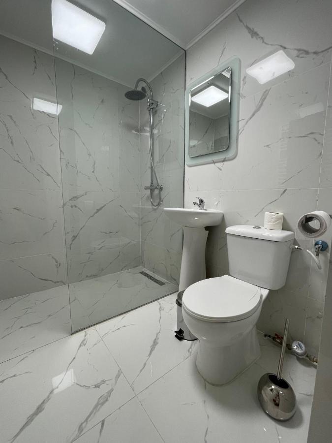 Comfort Apartment Targoviste Esterno foto