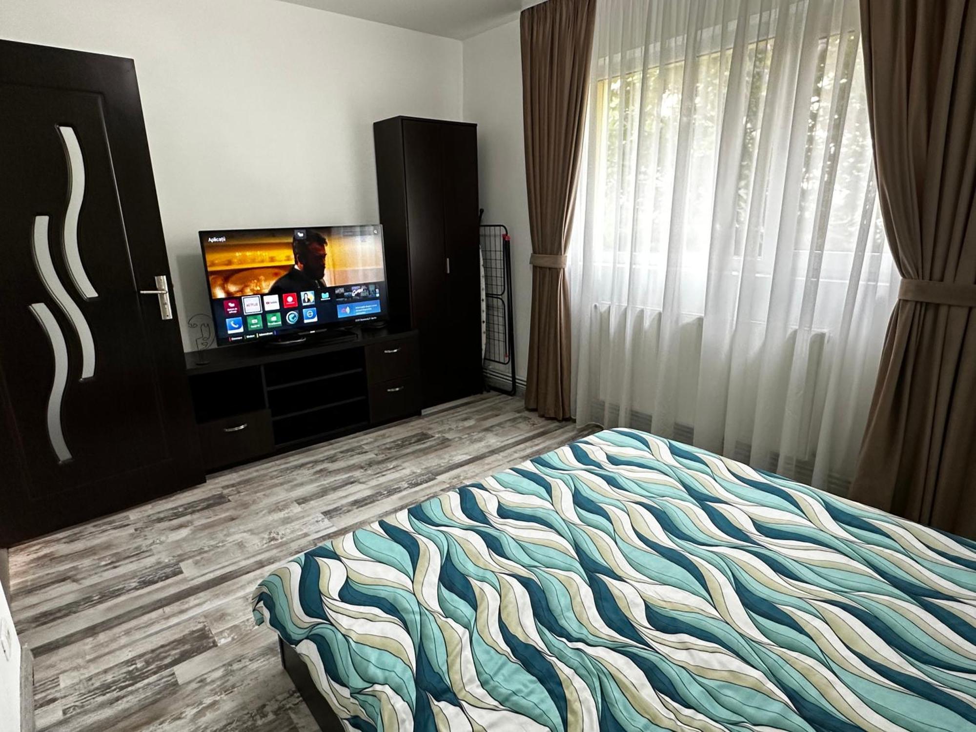 Comfort Apartment Targoviste Esterno foto